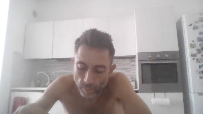 Skizzo30rm live cam on Cam4