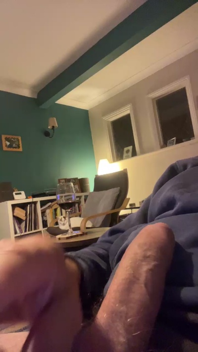 Sky1920 live cam on Cam4