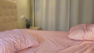 SkyNyx live cam on Cam4
