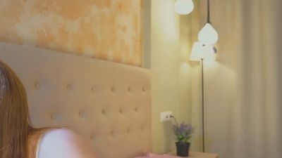 SkyNyx live cam on Cam4