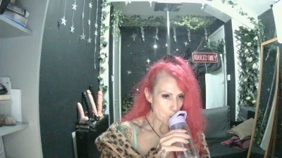 SkySparks live cam on Cam4