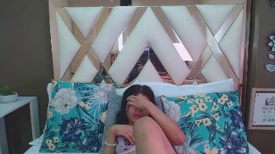 Sky_winter live cam on Cam4
