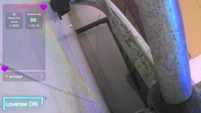 Skyfall9875 live cam on Cam4