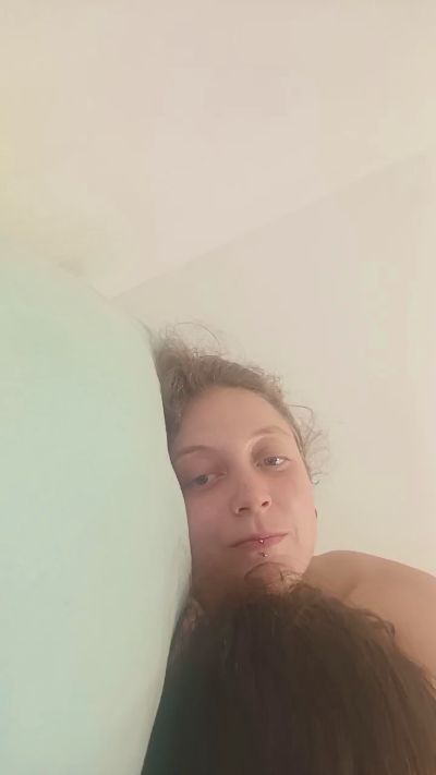 Skynit live cam on Cam4