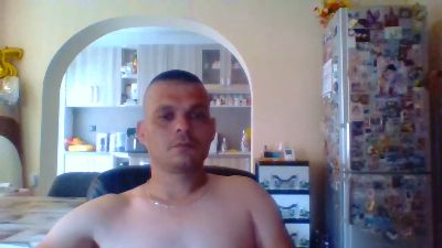 Sladkiq_3 live cam on Cam4