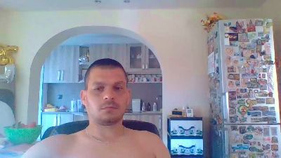 Sladkiq_3 live cam on Cam4