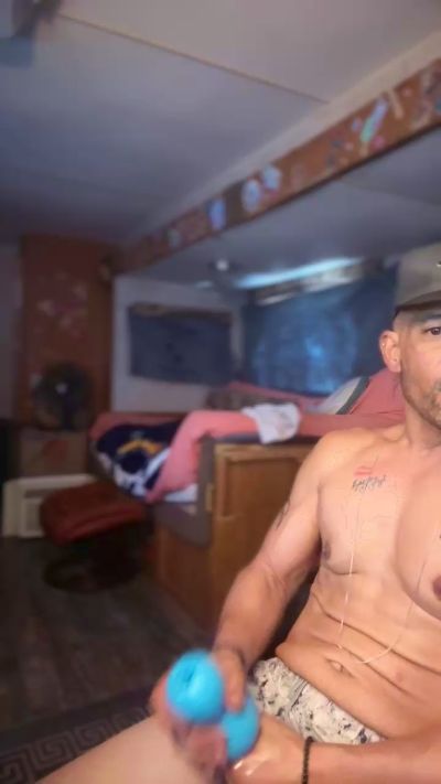 SlaydbyGorgeous live cam on Cam4