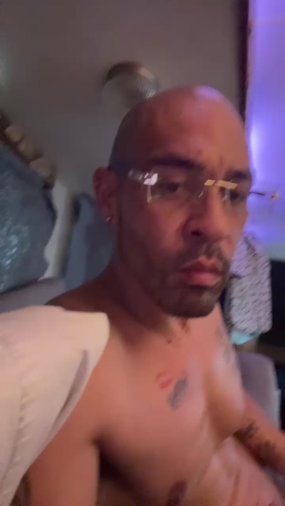 SlaydbyGorgeous live cam on Cam4