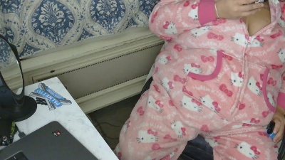 Sleepybabyyyy live cam on Cam4