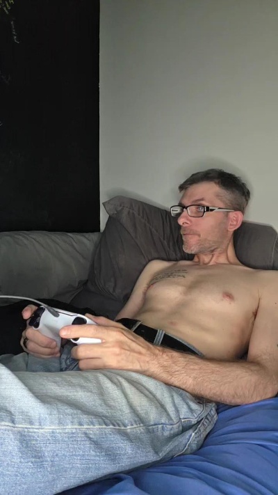 SlimDaddy4u live cam on Cam4