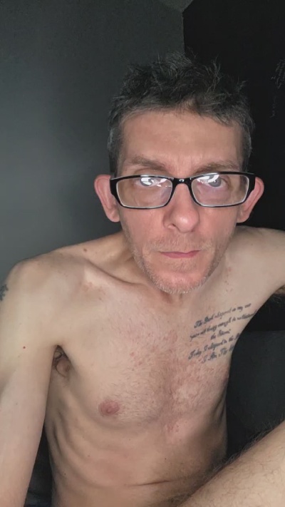 SlimDaddy4u live cam on Cam4