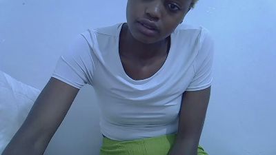 Slimgirl2544 live cam on Cam4