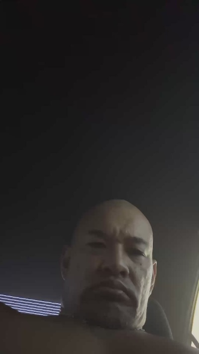 SlobOnMyKnob408 live cam on Cam4