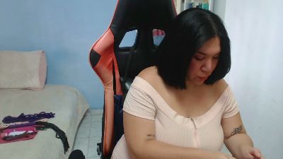 SlutMegan live cam on Cam4