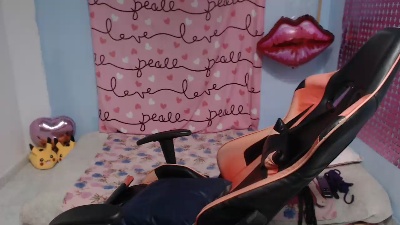 SlutMegan live cam on Cam4
