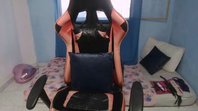 SlutMegan live cam on Cam4
