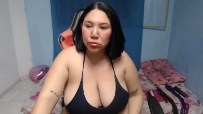 SlutMegan live cam on Cam4