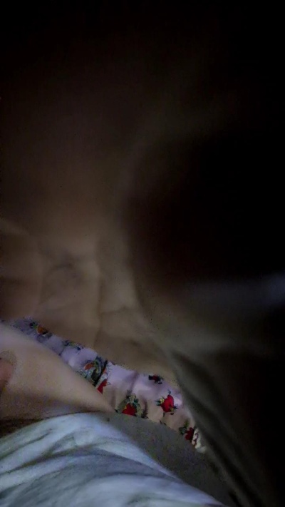Slut__Muffin live cam on Cam4