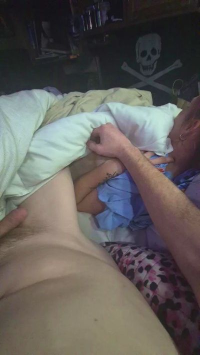 Slut__Muffin live cam on Cam4