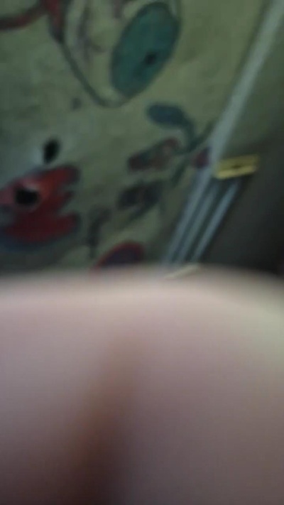 Slut__Muffin live cam on Cam4