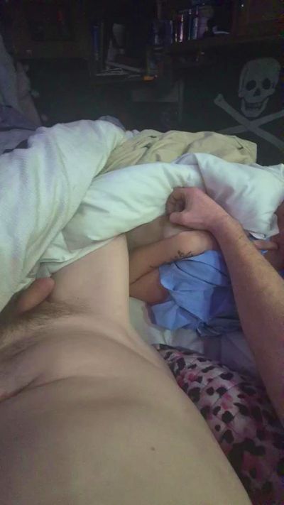 Slut__Muffin live cam on Cam4