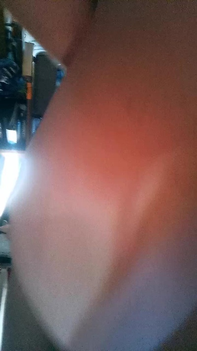 Slut__Muffin live cam on Cam4