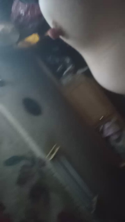 Slut__Muffin live cam on Cam4