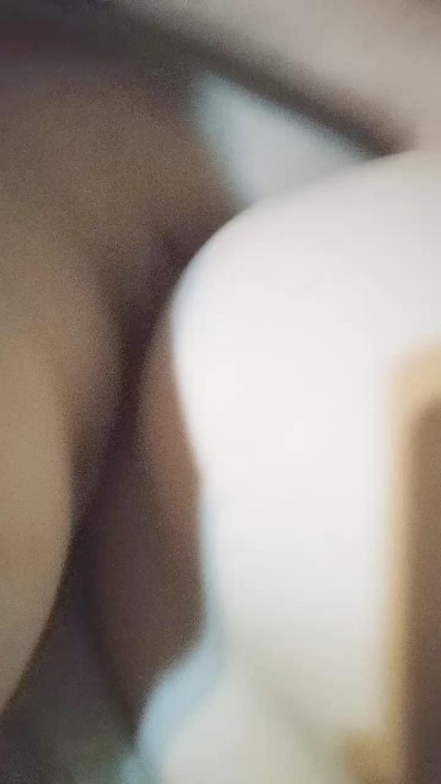 Slut__Muffin live cam on Cam4
