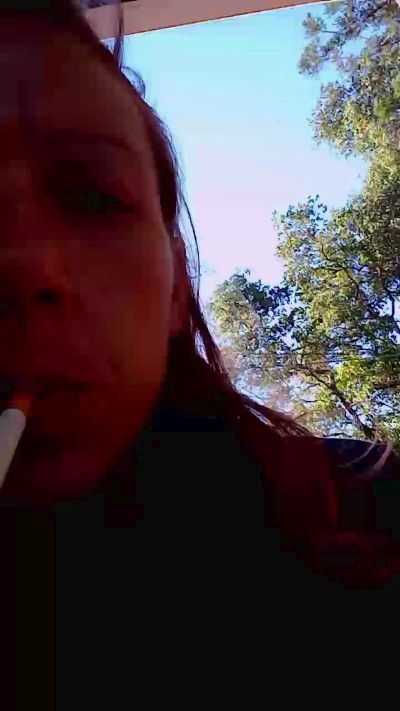 Slut__Muffin live cam on Cam4