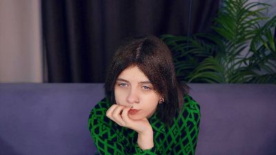 SlyviaHislip cámara web mujer en vivo desde Francia