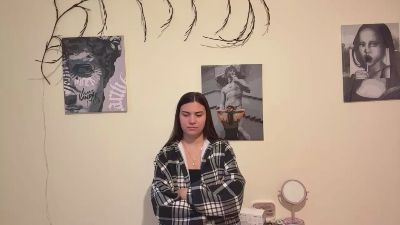 SlyviaRodell live cam on Cam4