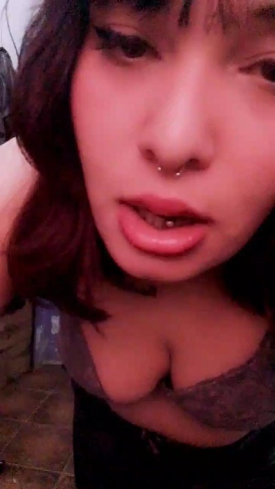 Small_baby_rose live cam on Cam4