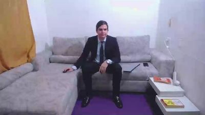 Smarty_Biz live cam on Cam4