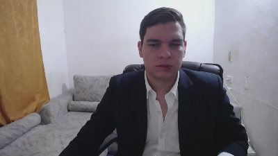 Smarty_Biz live cam on Cam4