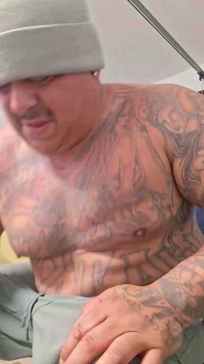 Smasher831 live cam on Cam4
