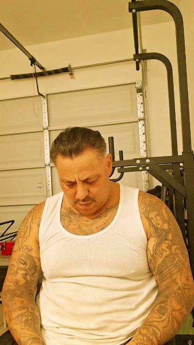 Smasher831 live cam on Cam4