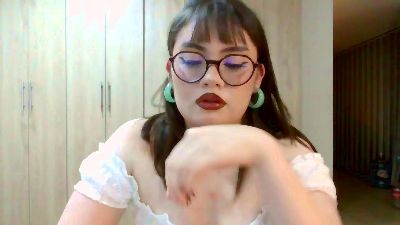 SmmaDomm live cam on Cam4
