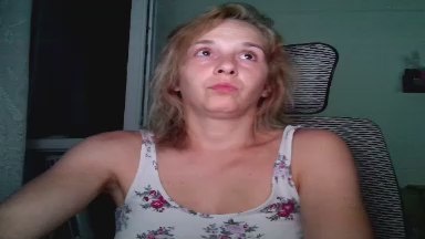 SmokerLety live cam on Cam4
