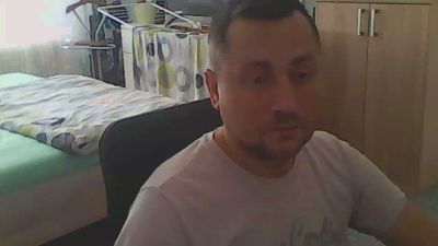 Smolik0000 live cam on Cam4