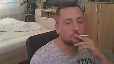 Smolik0000 live cam on Cam4
