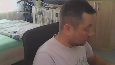 Smolik0000 live cam on Cam4