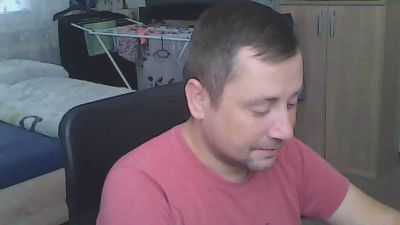 Smolik000 live cam on Cam4
