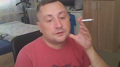 Smolik000 live cam on Cam4