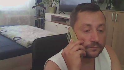 Smolik000 live cam on Cam4