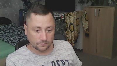 Smolik000 live cam on Cam4