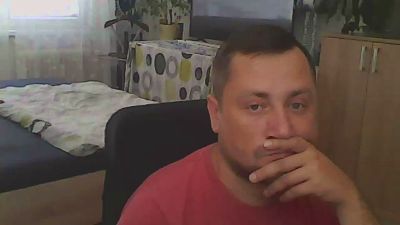 Smolik000 live cam on Cam4