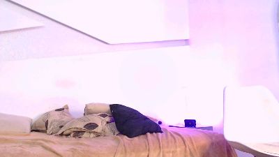SmoothAlpha_ live cam on Cam4