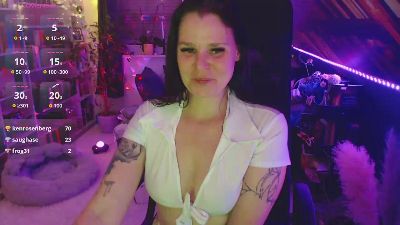 SmuddyMina live cam on Cam4