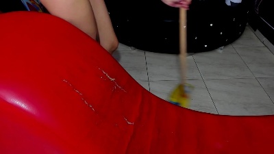 Snow_Whitee live cam on Cam4