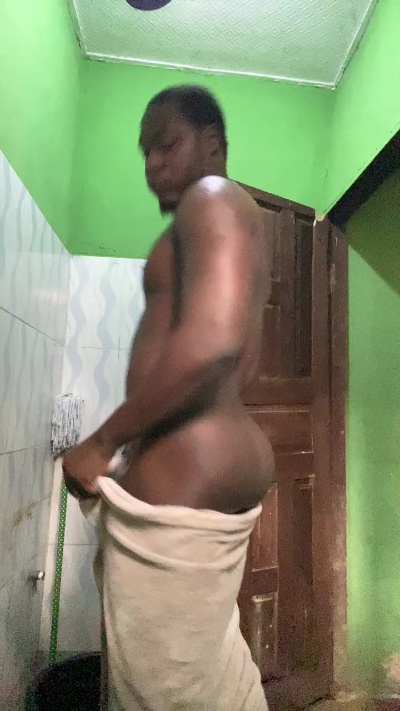 Snowblack9 live cam on Cam4
